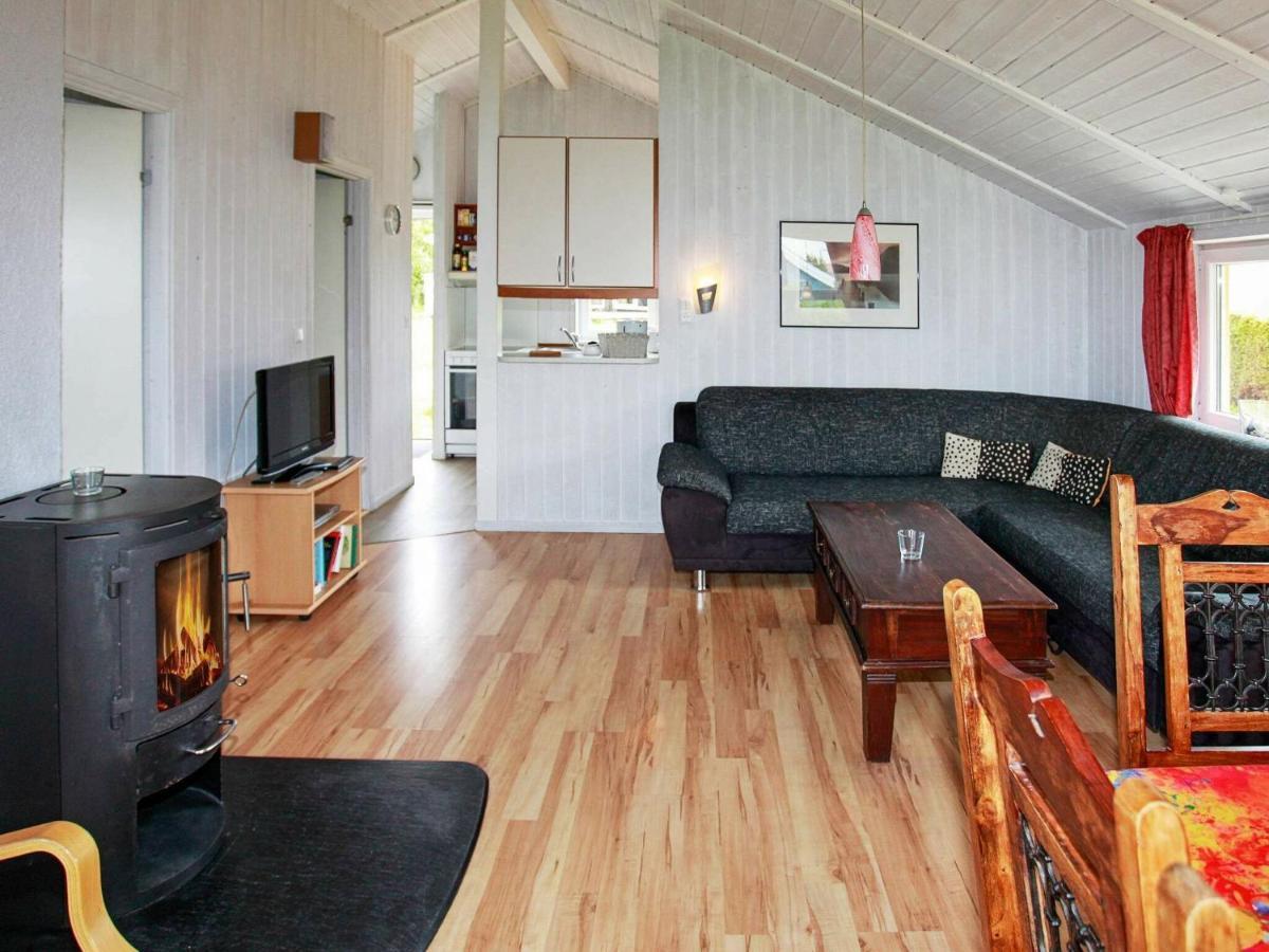 6 Person Holiday Home In Gelting Zimmer foto