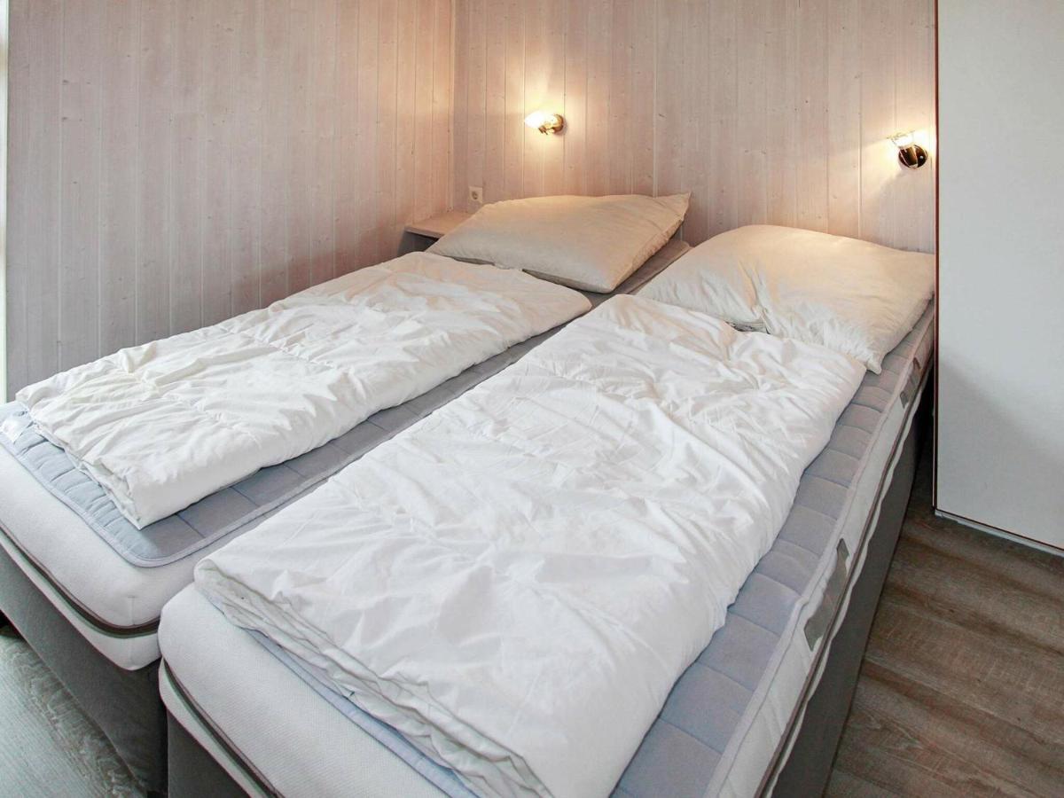 6 Person Holiday Home In Gelting Zimmer foto