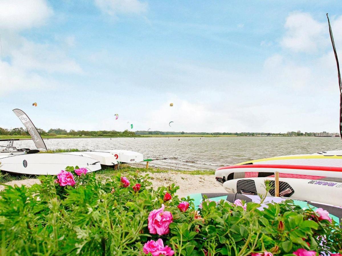6 Person Holiday Home In Gelting Zimmer foto
